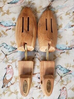 Allen Edmonds Wooden Cedar? Men's Wood Shoe Stretcher Form Size Large Adjustable